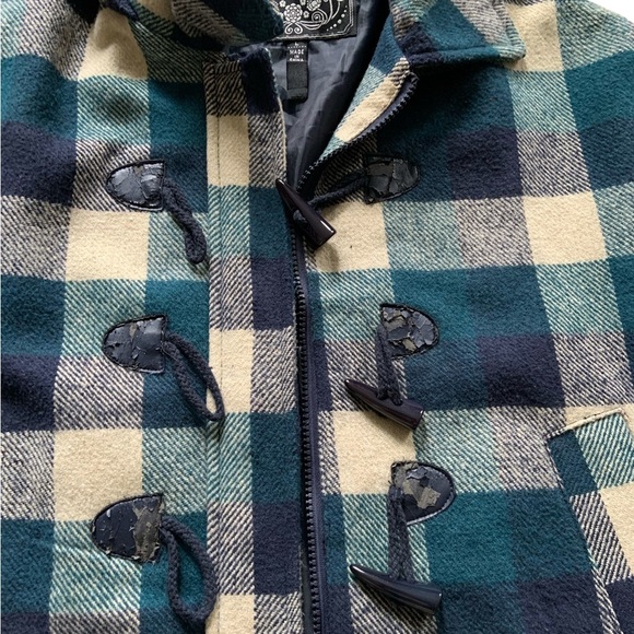 Last Kiss Plaid Toggle Cape Coat  Large - Picture 2 of 10